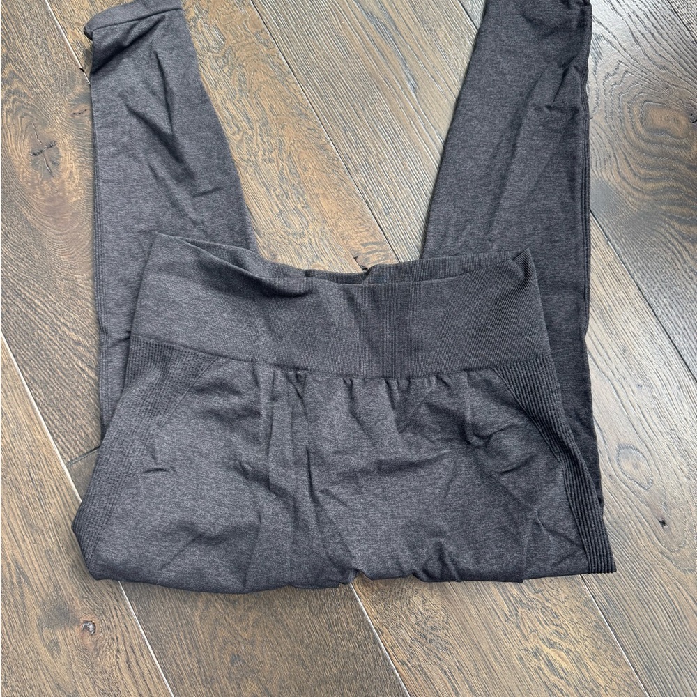 Butt Lifting Dark Gray Leggings